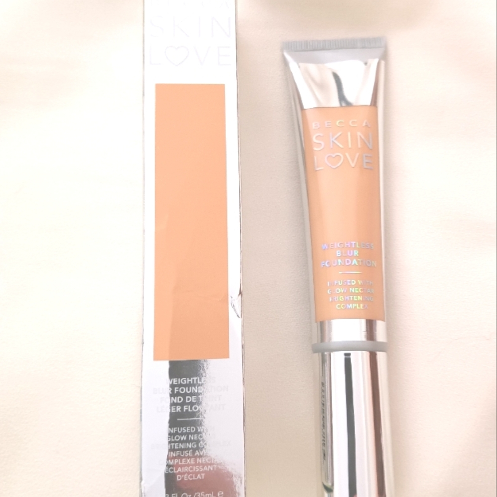NIB NWT Becca Skin Love Weighless Blur Foundation Infused w/Glow Nectar - Picture 5 of 8